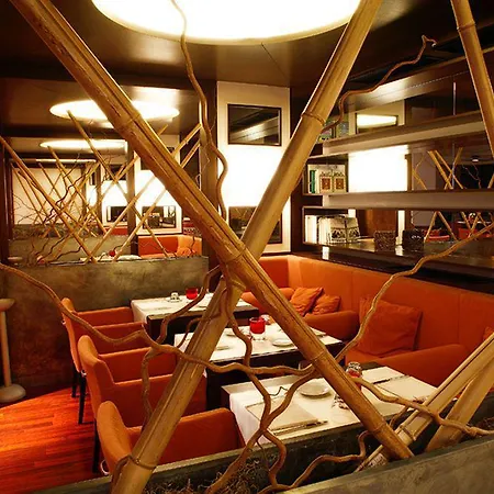 星际埃克纱修酒店 4*