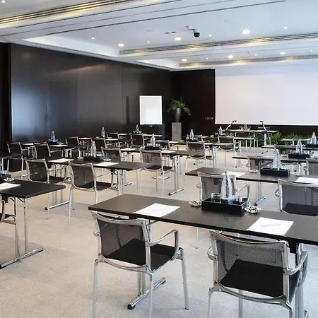 Starhotels Excelsior Болонья