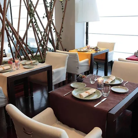 Готель Starhotels Excelsior